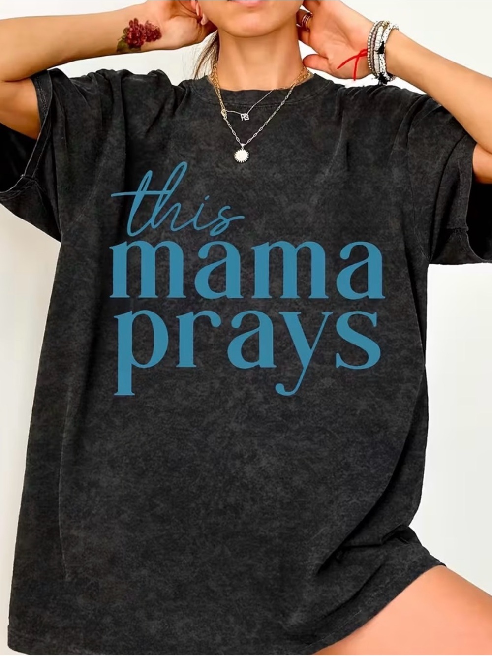 This Mama Prays 100% Cotton Graphic Tee